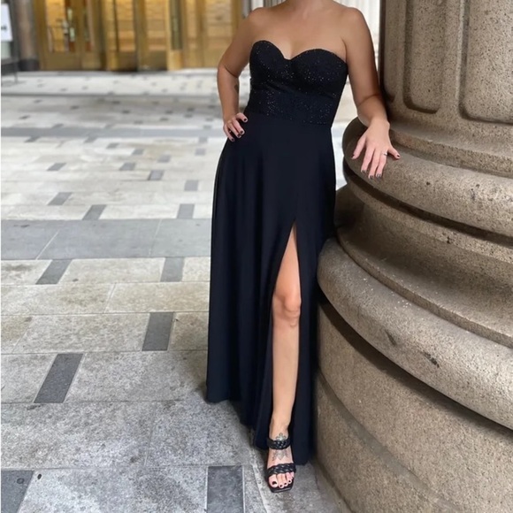 NWOT Remember This Moment Black Rhinestone Strapless Maxi Dress - Picture 4 of 9